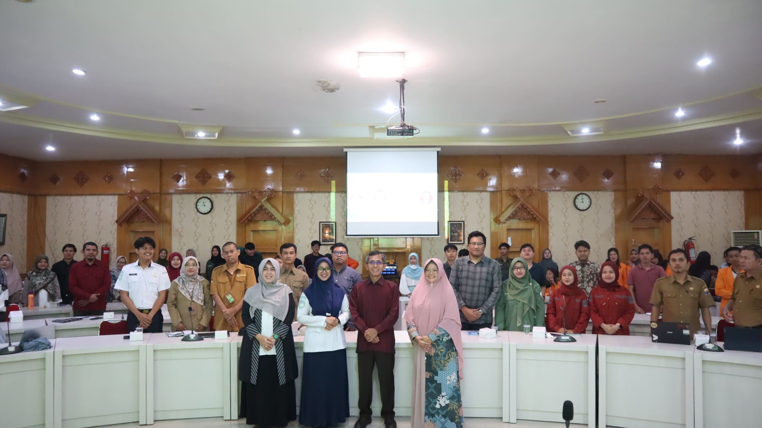 SEMINAR JURUSAN KEHUTANAN DENGAN TEMA PERUBAHAN IKLIM DAN KEBERLANJUTAN EKOSISTEM HUTAN MANGROVE DI PROVINSI JAMBI