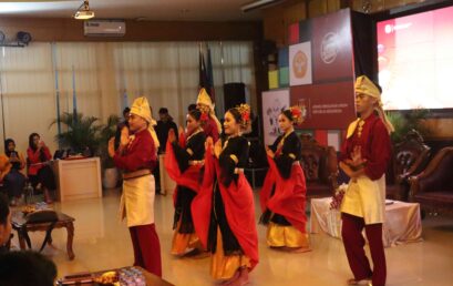 PEMBUKAAN ACARA “KPU GOES TO CAMPUS” DI UNIVERSITAS JAMBI