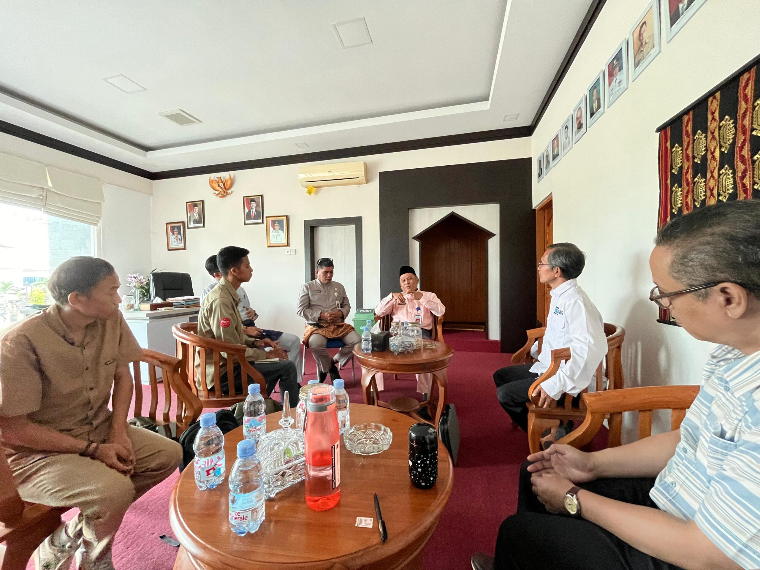 FAKULTAS PERTANIAN UNJA JALIN SINERGI KUAT DENGAN WWF INDONESIA DAN PUNDI SUMATERA, BAHAS IMPLEMENTASI STRATEGI JANGKA BENAH BERSAMA PEMPROV JAMBI FAKULTAS PERTANIAN UNJA JALIN SINERGI KUAT DENGAN WWF INDONESIA DAN PUNDI SUMATERA, BAHAS IMPLEMENTASI STRATEGI JANGKA BENAH BERSAMA PEMPROV JAMBI