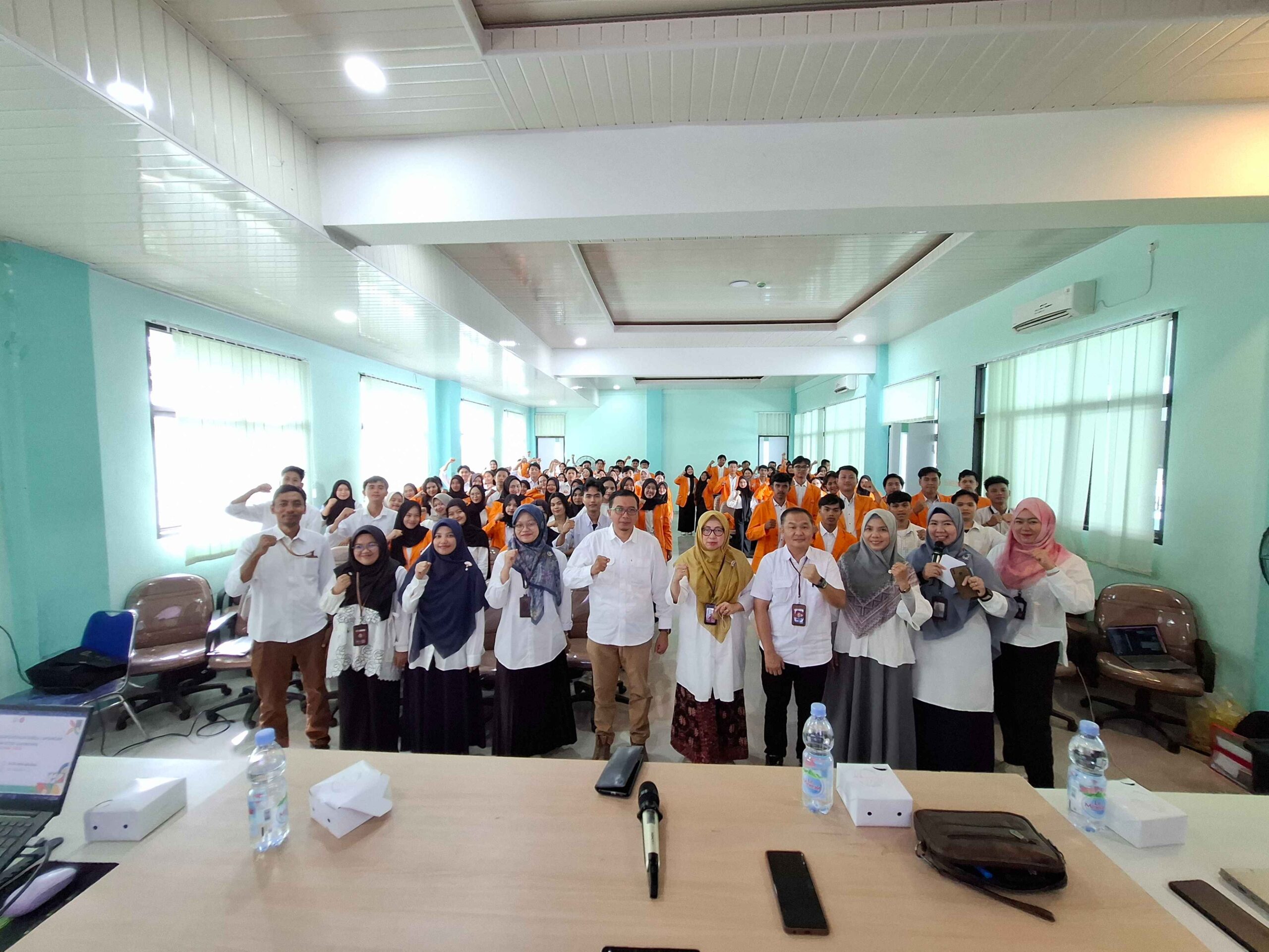 PROGRAM STUDI AGRIBISNIS FAPERTA UNJA GELAR PEMBEKALAN MAGANG BAGI MAHASISWA PROGRAM STUDI AGRIBISNIS FAPERTA UNJA GELAR PEMBEKALAN MAGANG BAGI MAHASISWA